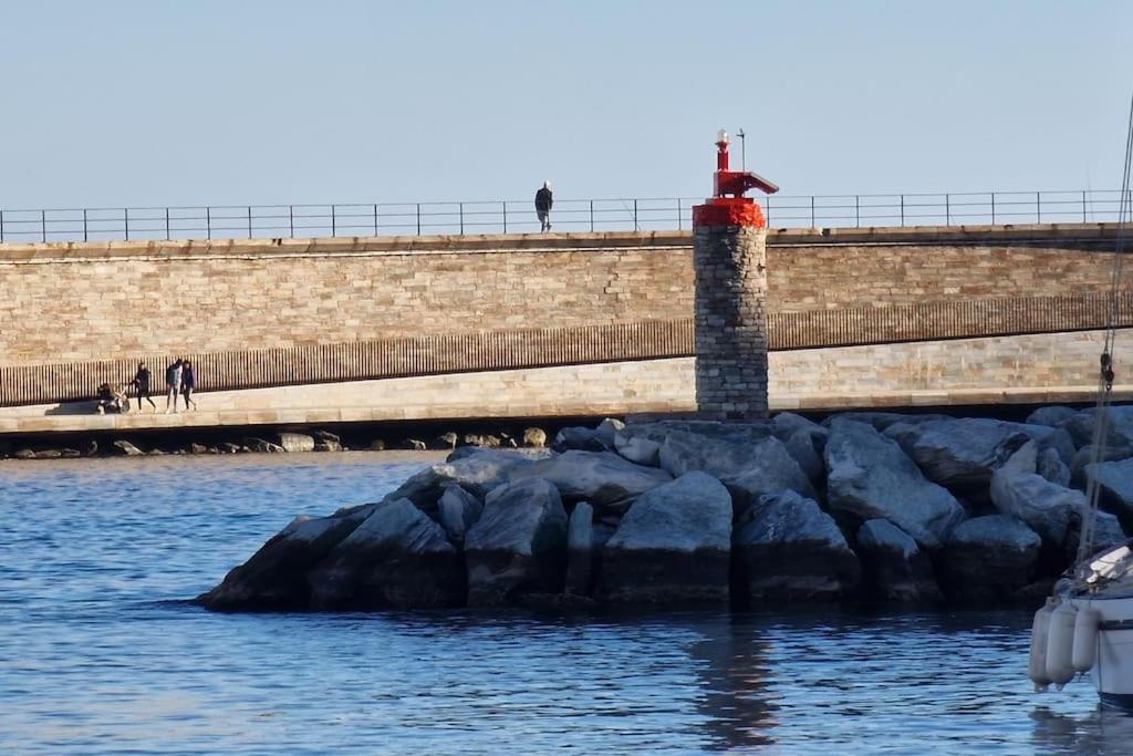 Suite Au Coeur De La Citadelle By Monarca Bastia  Bagian luar foto