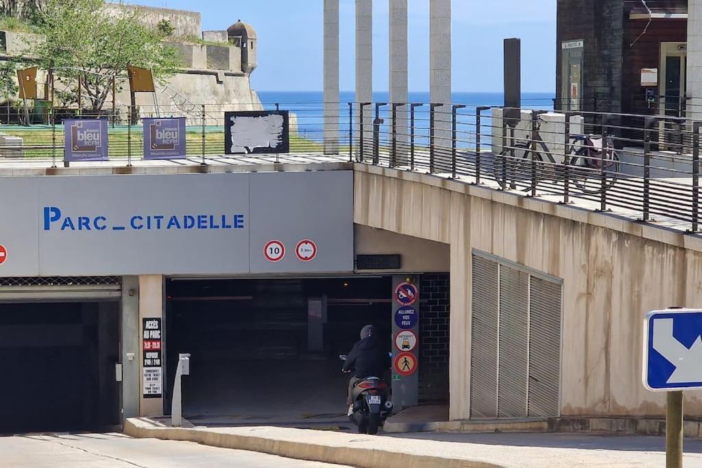 Suite Au Coeur De La Citadelle By Monarca Bastia  Bagian luar foto